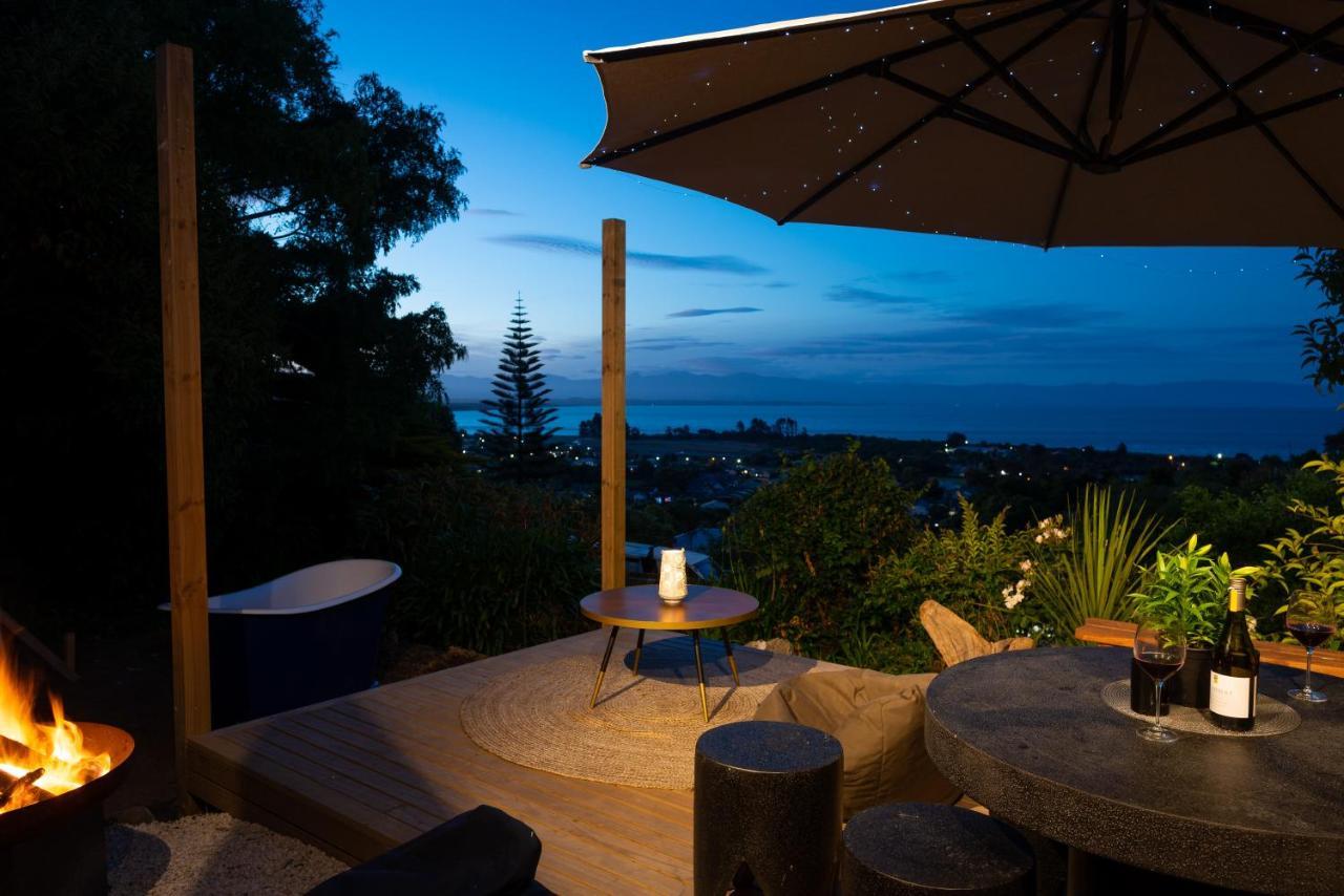 Tosswill Road - Bay Vista Appartement Nelson Buitenkant foto